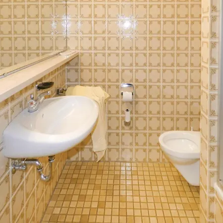 0-bedroom In